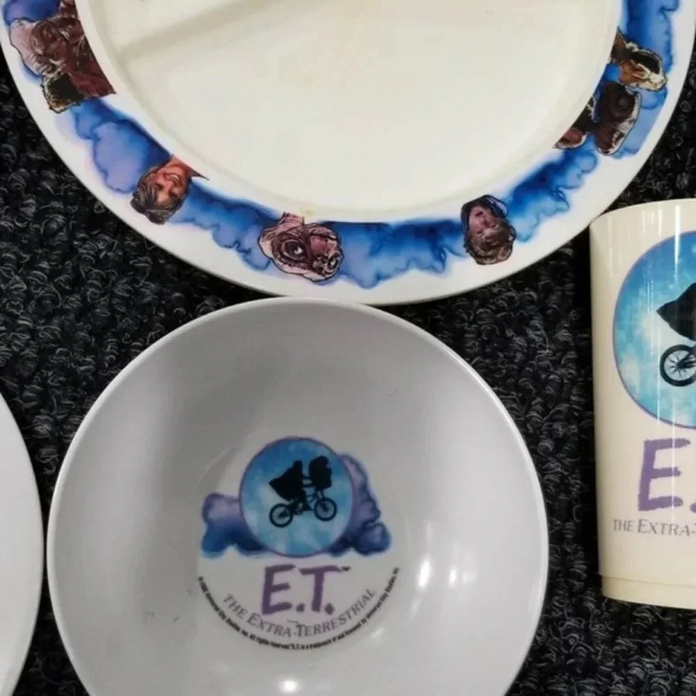 Vintage ET plastic dish set  NEW with Tag